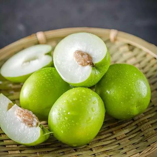 Táo ta và hạch nhân của nó