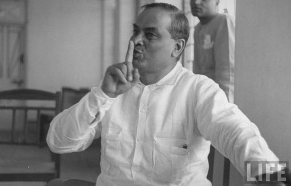 Dr._Bidhan_Chandra_Roy_in_1943