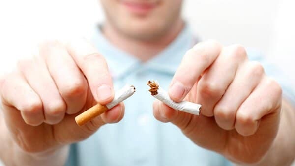 Cai thuốc lá có thật sự làm tăng cân? Làm sao để giữ cân nặng?