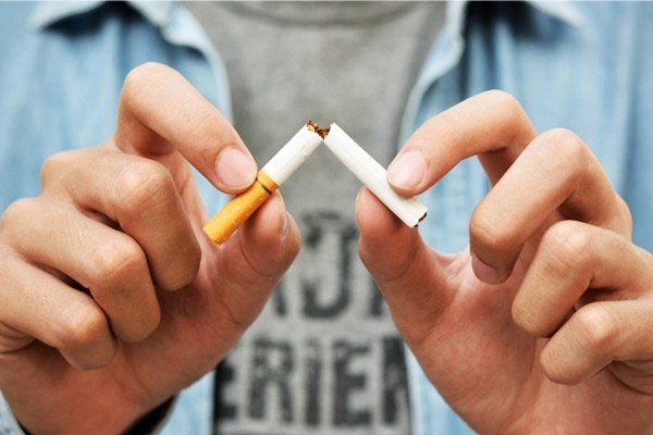 Ngưng hút thuốc lá để giảm nguy cơ mắc bệnh