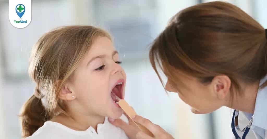 Khi nào cần đi khám tai mũi họng cho bé?