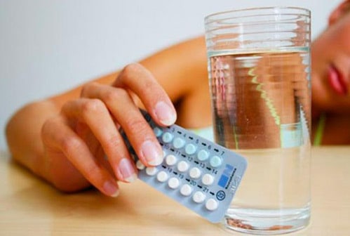 Có thể bạn sẽ căng thẳng và đau đầu khi uống thuốc Rigevidon