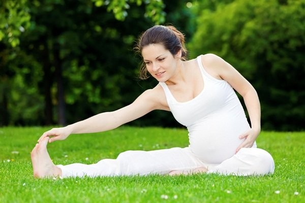 Tập thể dục nhẹ khi mang thai