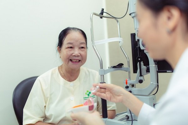 Thăm khám thường xuyên đế phát hiện sớm bệnh glaucoma