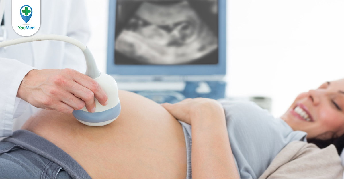 Những thông tin quan trọng mà siêu âm tuần thứ 18 có thể cung cấp cho bác sĩ và mẹ bầu là gì?
