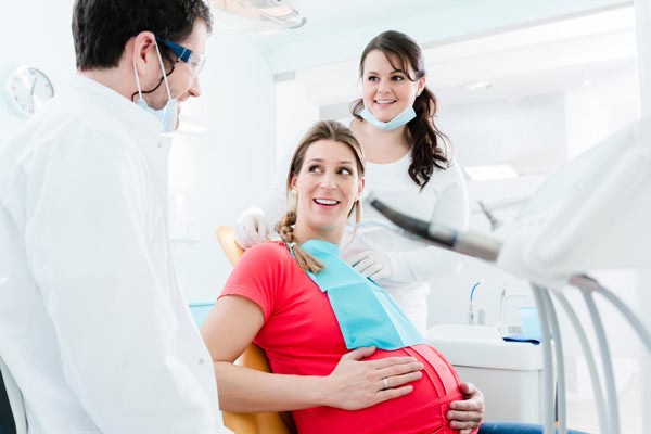 Đừng quên chăm sóc và phòng bệnh răng miệng trong thai kỳ