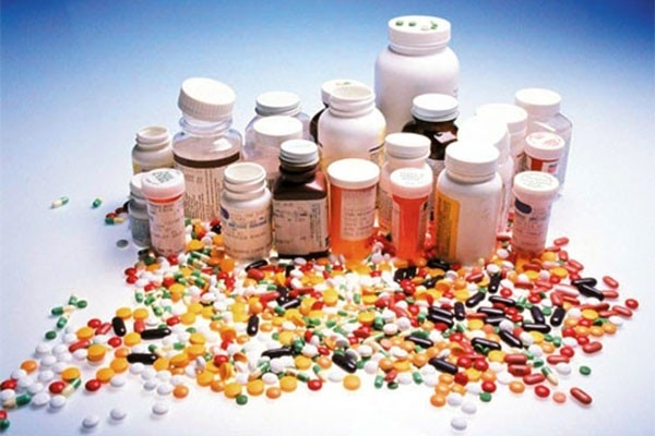 Rất nhiều loại thuốc kháng sinh trên thị trường, tùy thuốc chủng vi khuẩn và tình trạng bệnh.