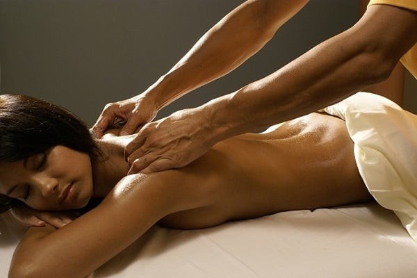 Massage yoni là gì? Bật mí kỹ thuật massage yoni - YouMed