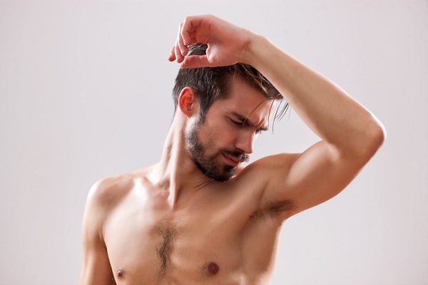 Tẩy lông nách ở nam giới