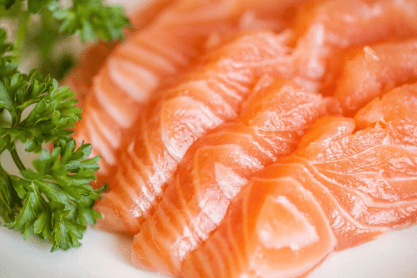 Omega-3 có nhiều trong các loại cá, đặc biệt là cá hồi