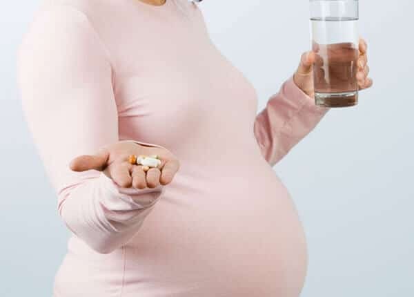 Phụ nữ mang thai cần cẩn thận khi dùng thuốc giảm đau Idarac