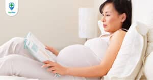 Sa dây rốn: Mẹ cần làm gì khi phát hiện sa dây rốn ở nhà?
