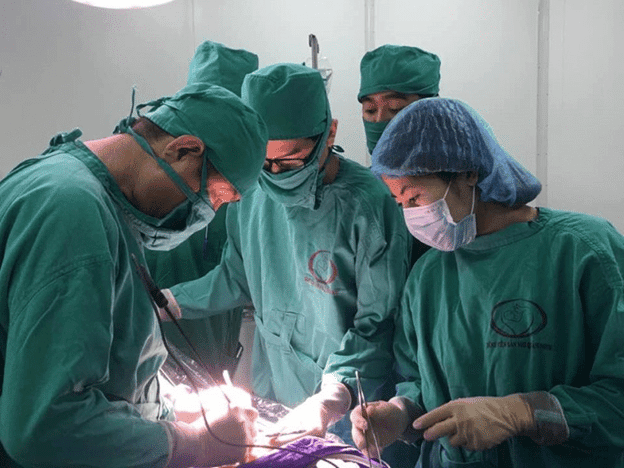 Phẫu thuật cắt bỏ nang mào tinh