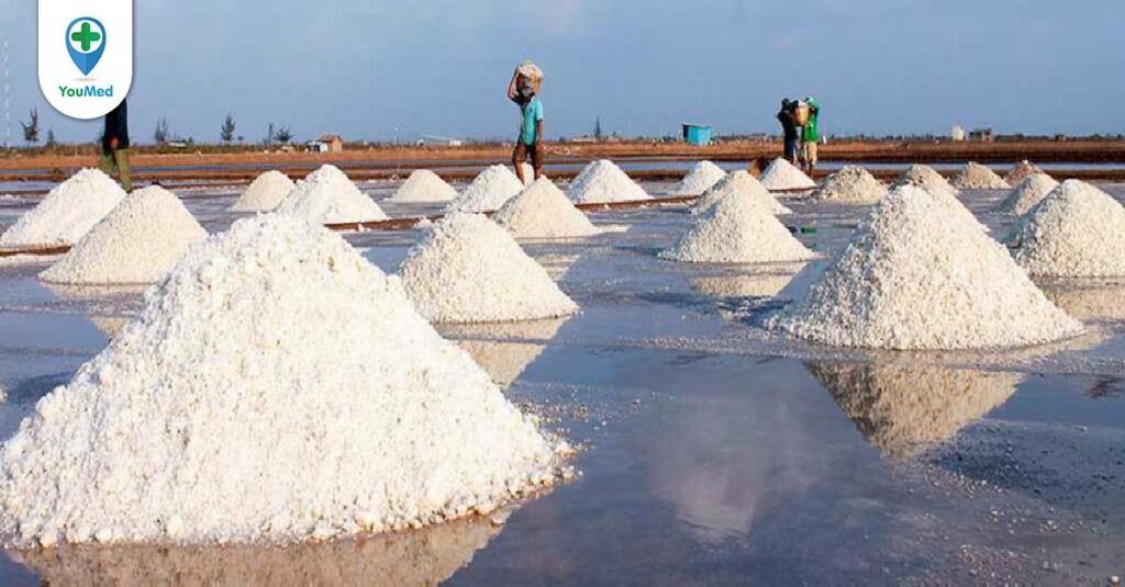 Muối biển: Thực hư công dụng trị bệnh từ thiên nhiên