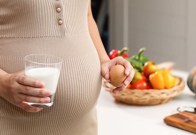 Cung cấp đầy đủ đạm bằng trứng giúp thai nhi tăng cân nhanh
