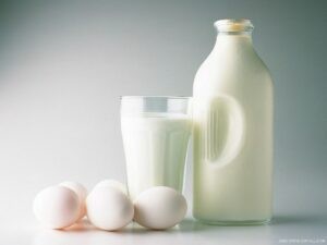 Sữa tươi cần được tiệt trùng ở nơi đảm bảo an toàn vệ sinh thực phẩm.