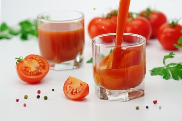 Bổ sung cà chua giúp cải thiện tuần hoàn máu rất tốt