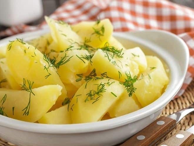Dùng khoai tây luộc sẽ mang lại cảm giác no một cách tự nhiên