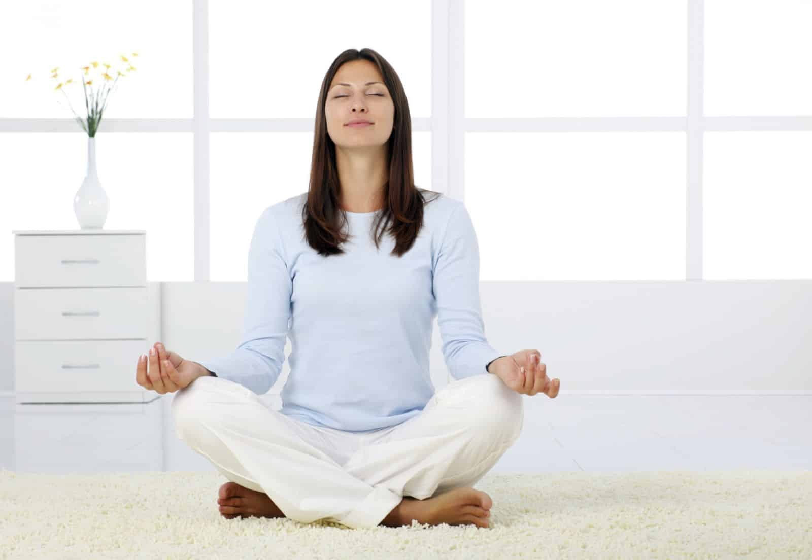 Các phương pháp thiền định, yoga giúp cơ thể dễ dàng đi vào giấc ngủ