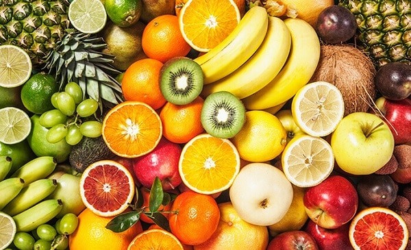 Người bệnh sau phẫu thuật nên ăn nhiều trái cây tươi