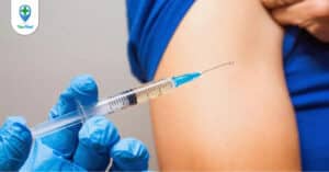 Vắc-xin 5 trong 1 khác gì vắc-xin 6 trong 1? Nên tiêm vắc-xin 5 trong 1 hay 6 trong 1?