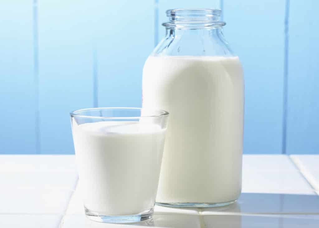 Sữa dành cho người cao huyết áp loại nào tốt?