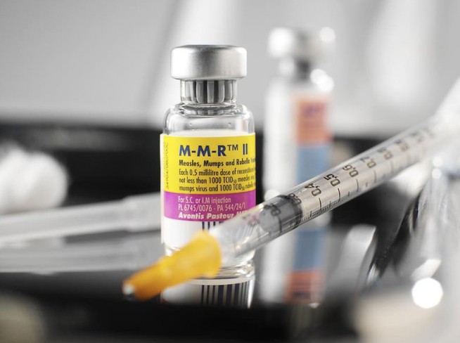 Vắc-xin MMR là loại vắc-xin sống, giảm độc lực