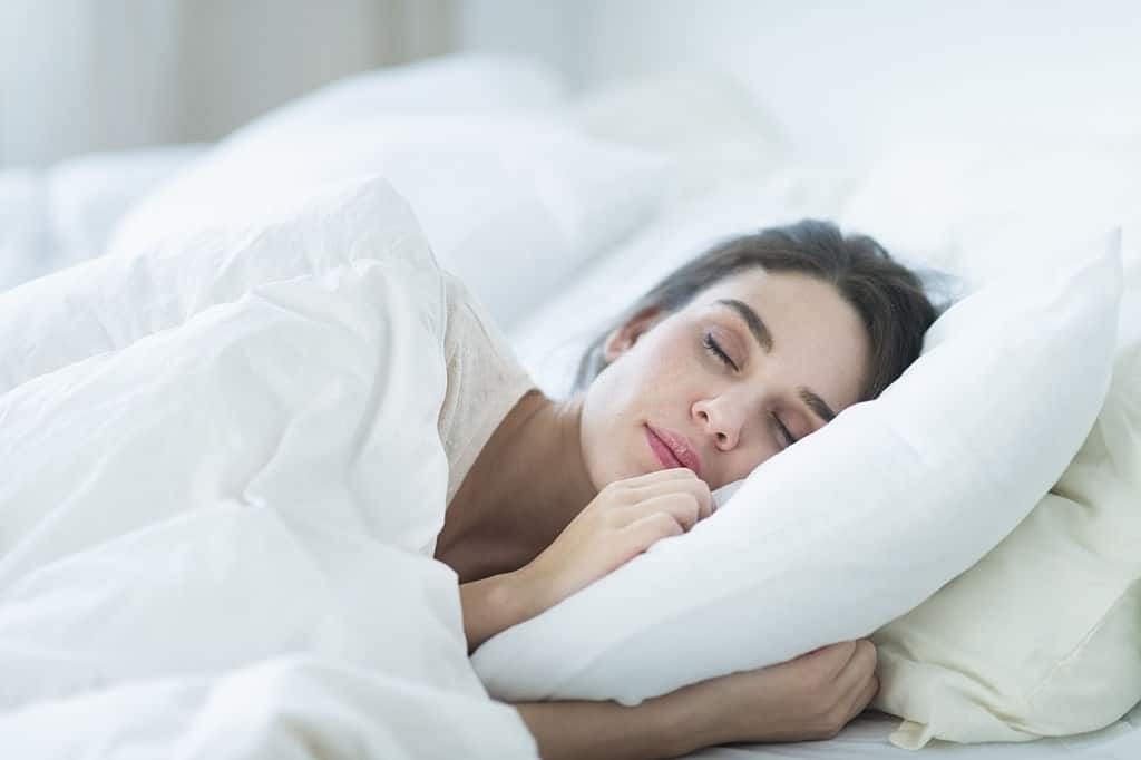 Sau 3 tuần Ăn sạch chất lượng giấc ngủ sẽ cải thiện khiến bạn hạnh phúc hơn
