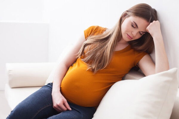 Quá trình mang thai có thể khiến mẹ bầu mệt mỏi và cần ngủ nhiều để lấy lại năng lượng