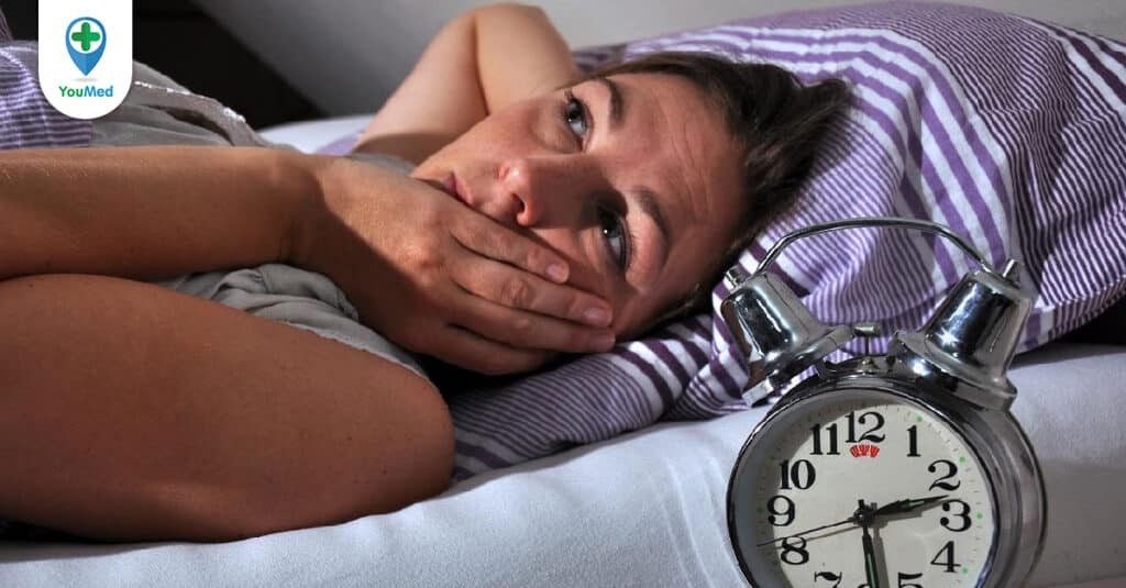 Cách chữa mất ngủ cho người trung niên