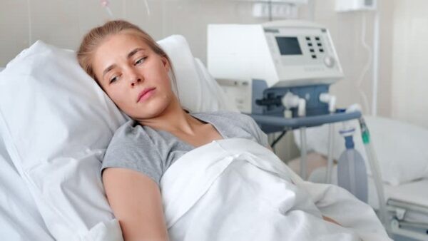 Cơ thể phụ nữ rất nhạy cảm và chịu nhiều thương tổn sau khi phá thai