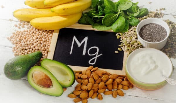 Bổ sung các loại thực phẩm giàu Magie (Mg) là cách chữa xuất tinh sớm đơn giản bạn có thể thực hiện tại nhà