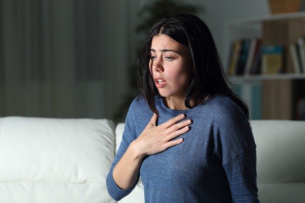 Khó thở là triệu chứng nổi trội của suy tim trái