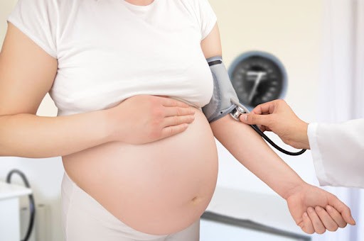 Việc sàng lọc 3 tháng đầu thai kỳ tại nhà đang là xu hướng của các phụ nữ trẻ