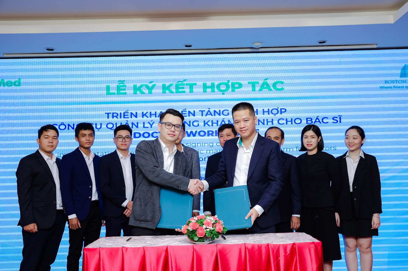 Đại diện YouMed và Boston Pharma bắt tay hợp tác, mở rộng triển khai nền tảng Doctor Workspace đến các Bác sĩ trên toàn quốc