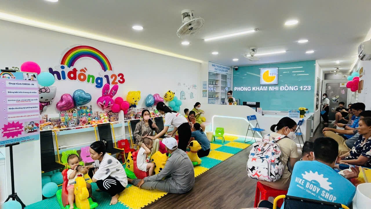 Top 5+ phòng khám Nhi đồng chất lượng tại TP.HCM bố mẹ cần lưu lại ngay 13 Khu vui chơi nhiều màu sắc giúp bé thoải mái, giảm lo lắng khi đến khám tại Nhi đồng 123