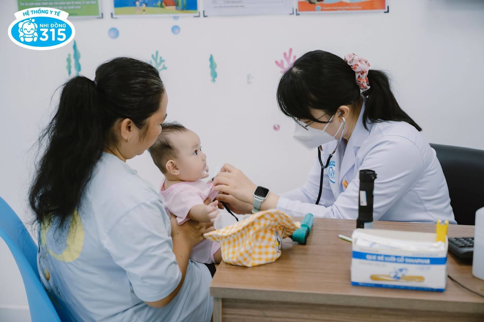 Top 5+ phòng khám Nhi đồng chất lượng tại TP.HCM bố mẹ cần lưu lại ngay 3 Hệ thống phòng khám Nhi Đồng 315 cung cấp dịch vụ chăm sóc sức khỏe toàn diện cho bé