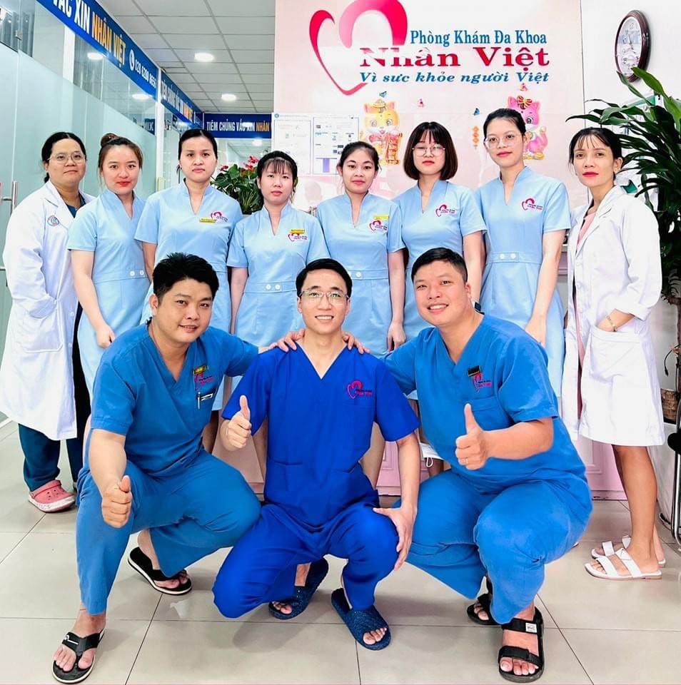 Danh sách 10 phòng khám đa khoa TPHCM uy tín, chuyên nghiệp chất lượng hàng đầu 3 Đội ngũ bác sĩ chuyên môn cao tại phòng khám Đa khoa Nhân việt