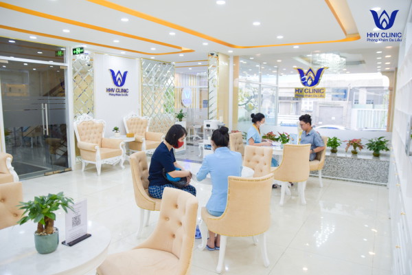 Phòng khám da liễu Tân Bình HHV Clinic