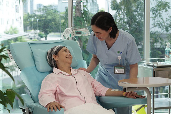 Đặt lịch khám Bệnh viện FV để chăm sóc người bệnh cho người nhà