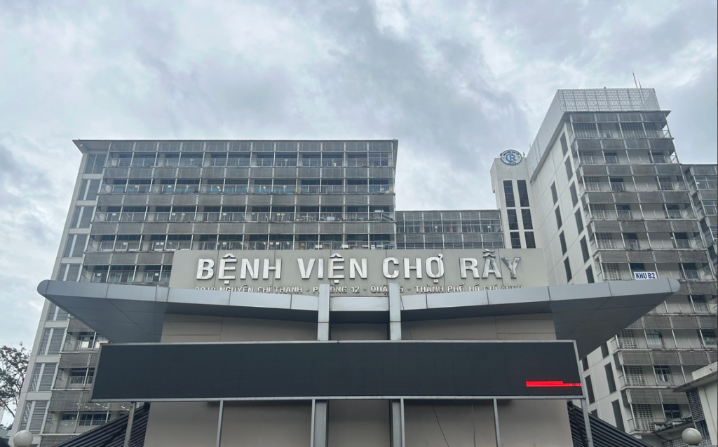 Phòng khám Chuyên gia Bệnh Viện Chợ Rẫy: Quy trình & kinh nghiệm đi khám 2 Bệnh viện Chợ Rẫy - cánh chim đầu trong ngành Y tế Việt Nam