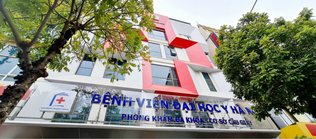 Review Phòng khám Đại học Y Hà Nội (Cơ sở Cầu Giấy): Nơi gửi gắm niềm tin y khoa Thủ đô 2 Phòng khám Đại học Y Hà Nội là địa chỉ tin cậy của người dân Thủ đô