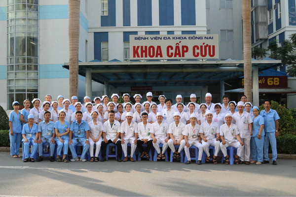 Đội ngũ bác sĩ khoa Cấp cứu tại Bệnh viện Đa khoa Đồng Nai
