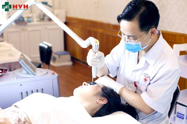 Chi phí khám bệnh và điều trị tùy thuộc vào dịch vụ mà người bệnh yêu cầu