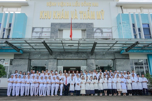 Hướng dẫn khám chữa bệnh tại Bệnh viện Da liễu tỉnh Đồng Nai mới nhất 2026 4 Đội ngũ bác sĩ, nhân viên tại Bệnh viện Da liễu Đồng Nai