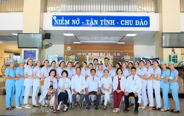 Đội ngũ bác sĩ, nhân viên y tế tại Khoa Khám bệnh và cấp cứu