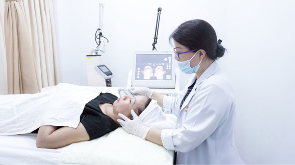 Kỹ thuật viên tại đây đều là điều dưỡng có tay nghề, nên bạn hoàn toàn có thể yên tâm