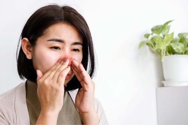 Bệnh Tai - Mũi - Họng thường xuất hiện khi thời tiết thay đổi