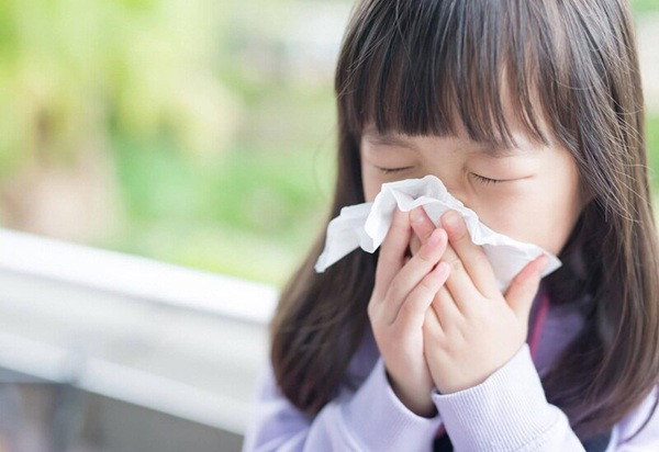 Các dấu hiệu cần đưa trẻ gặp bác sĩ Tai Mũi Họng ngay lập tức