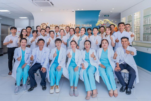 Hướng dẫn khám, chữa bệnh tại Bệnh viện Mắt Bình Thuận 4 Bệnh viện quy tụ đội ngũ bác sĩ chuyên khoa giàu kinh nghiệm, tận tâm với nghề